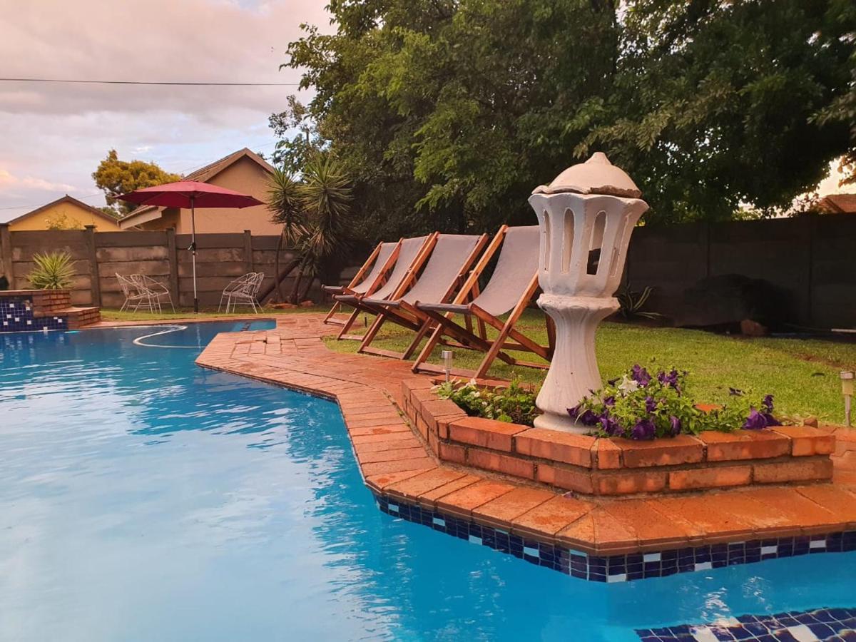 Horizon Green Guest House Randfontein Exterior photo